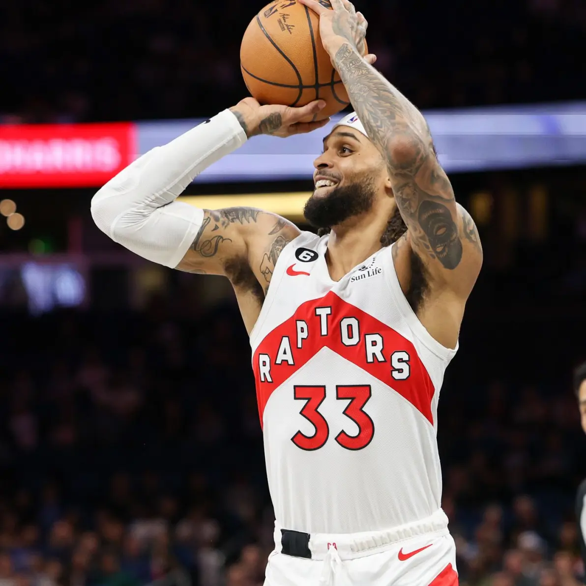 百家乐-今夜多伦多猛龙调整名单以备中超，队长鼓劲环节打磨，管理层满意，球探报告显示潜力(2024中超转会一览表)  第1张